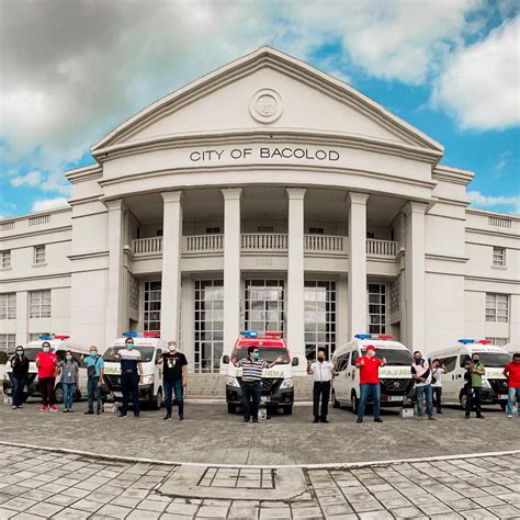 Bacolod, Dumaguete to get ambulances from PCSO .